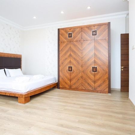 Central Yerevan 3 Bedrooms Exclusive Penthouse Apartment,Small Center Ngoại thất bức ảnh