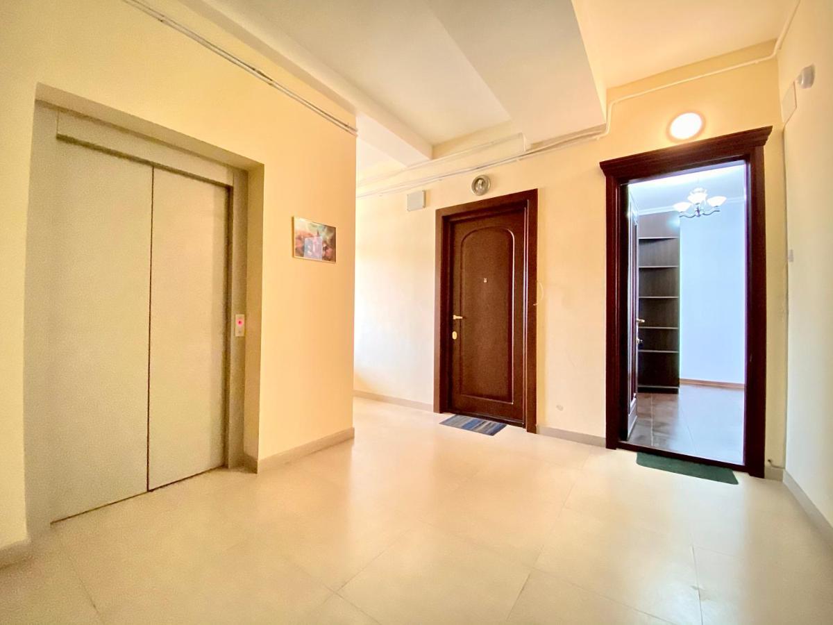 Central Yerevan 3 Bedrooms Exclusive Penthouse Apartment,Small Center Ngoại thất bức ảnh