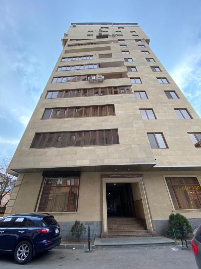 Central Yerevan 3 Bedrooms Exclusive Penthouse Apartment,Small Center Ngoại thất bức ảnh