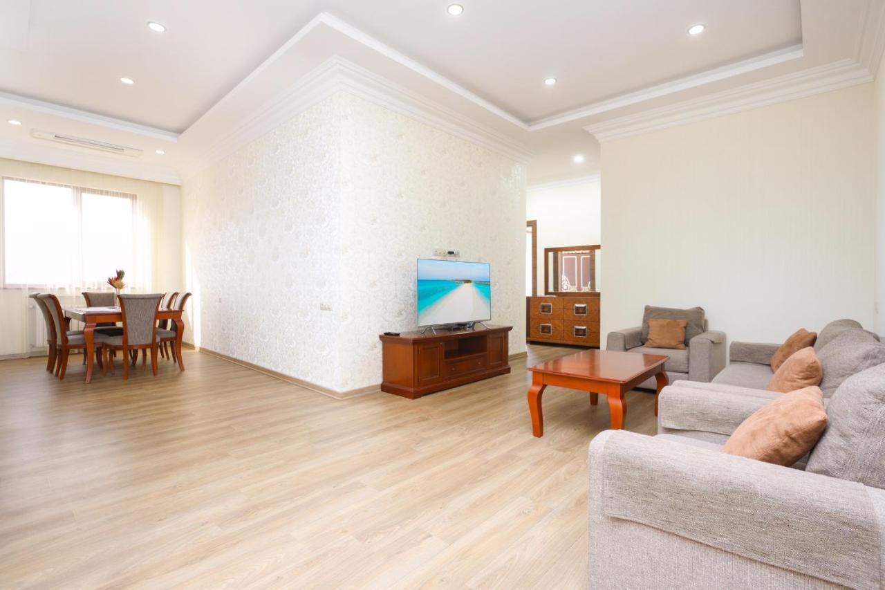 Central Yerevan 3 Bedrooms Exclusive Penthouse Apartment,Small Center Ngoại thất bức ảnh